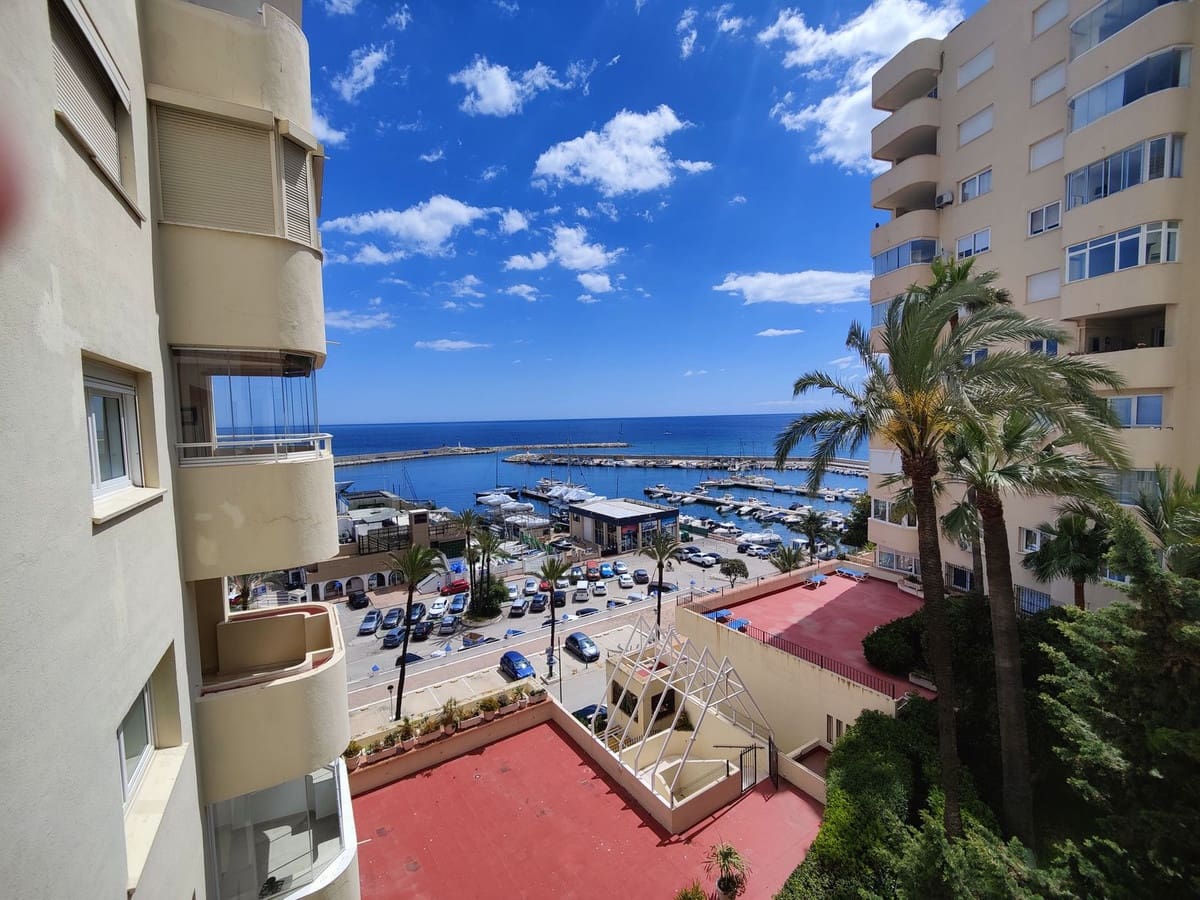 4 soveværelse Lejlighed til salg i Estepona med swimmingpool garage - € 690.000 (Ref: 9480166)