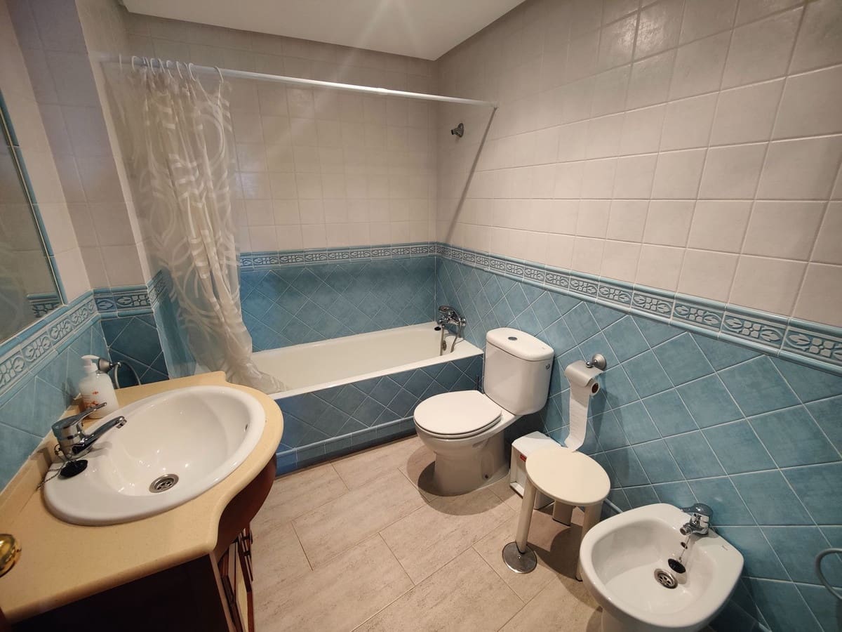 4 soveværelse Lejlighed til salg i Estepona med swimmingpool garage - € 690.000 (Ref: 9480166)