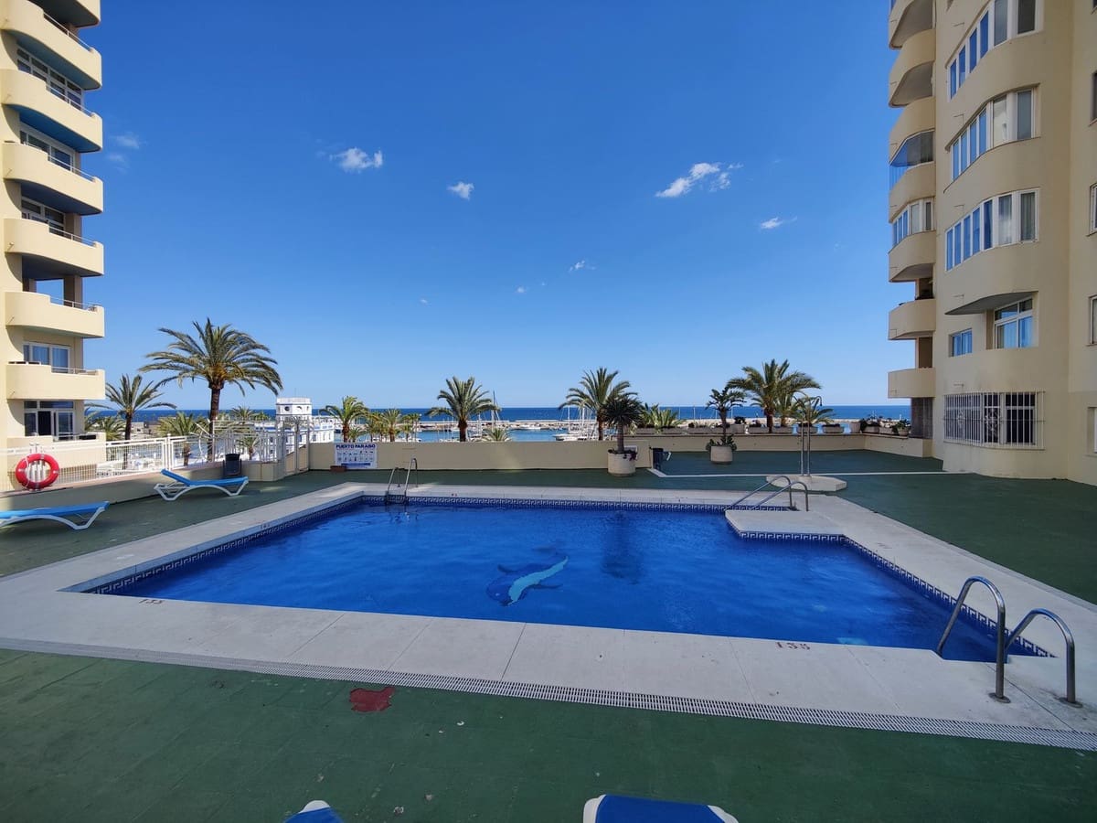 4 soveværelse Lejlighed til salg i Estepona med swimmingpool garage - € 690.000 (Ref: 9480166)