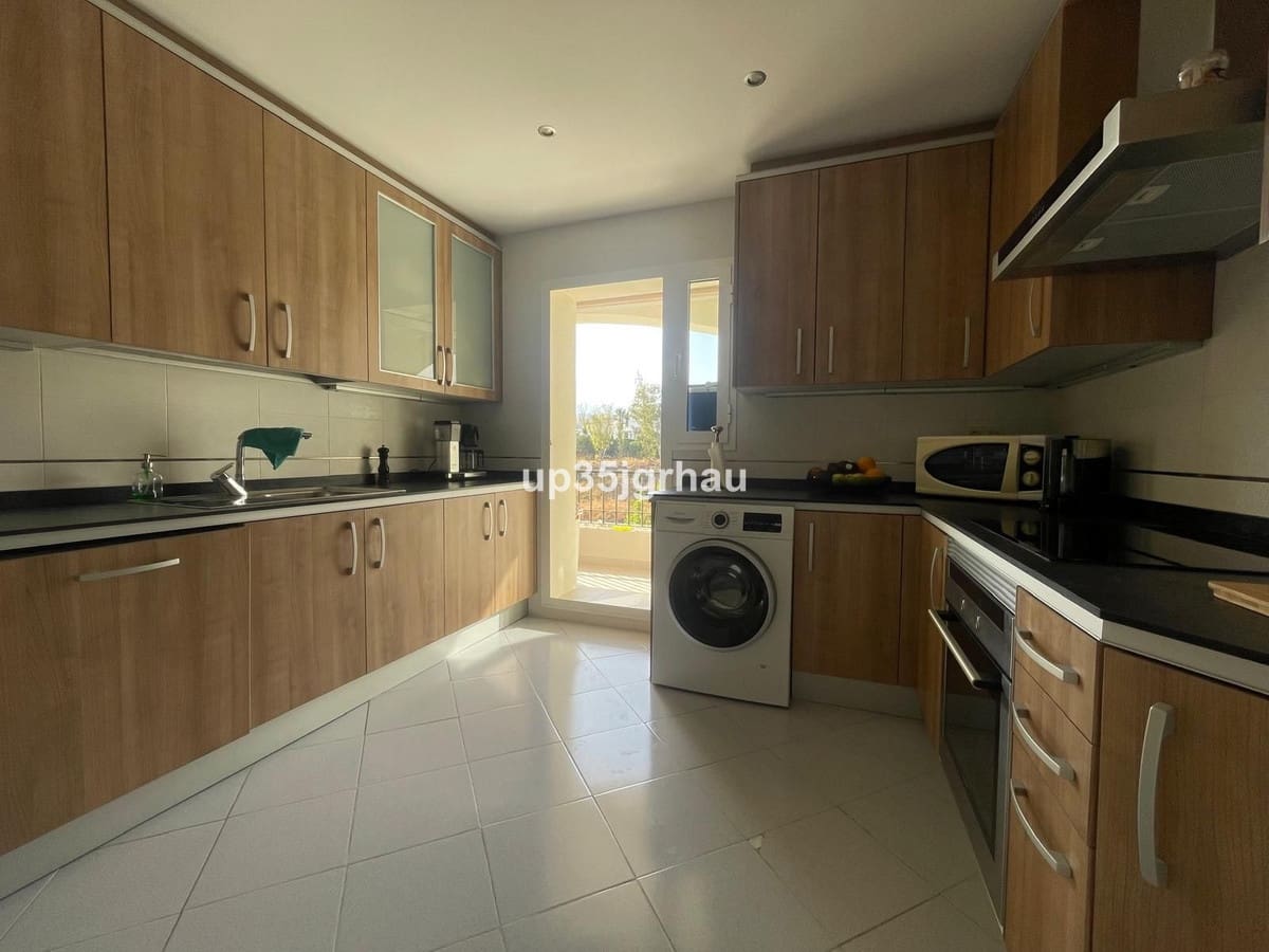 2 bedroom Penthouse for sale in New Golden Mile with pool - € 690,000 (Ref: 9480168)