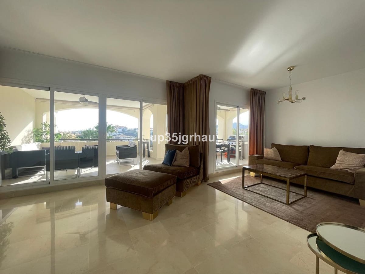 2 bedroom Penthouse for sale in New Golden Mile with pool - € 690,000 (Ref: 9480168)