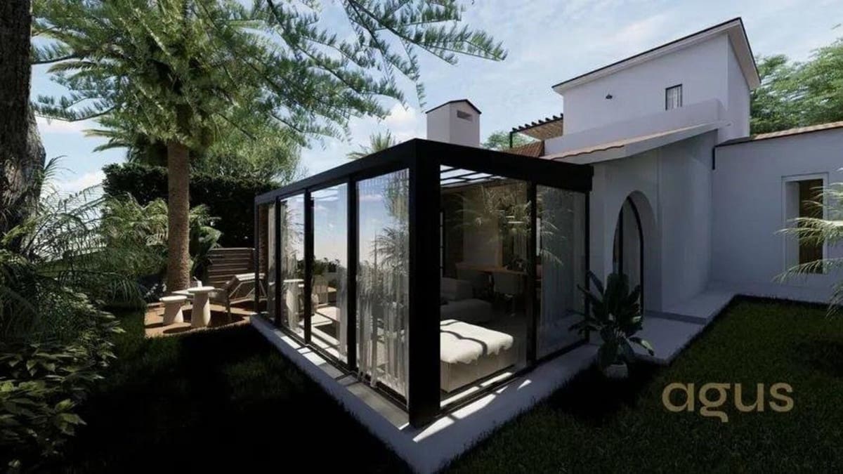 3 bedroom Villa for sale in Calahonda with garage - € 690,000 (Ref: 9480171)