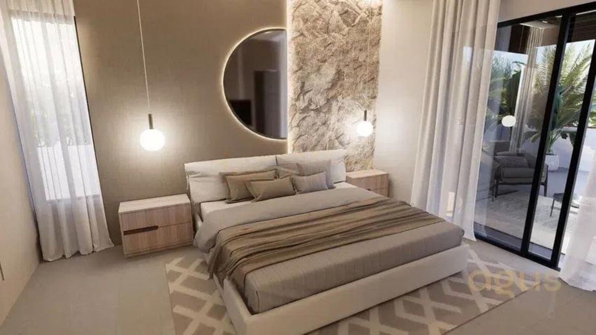 3 bedroom Villa for sale in Calahonda with garage - € 690,000 (Ref: 9480171)