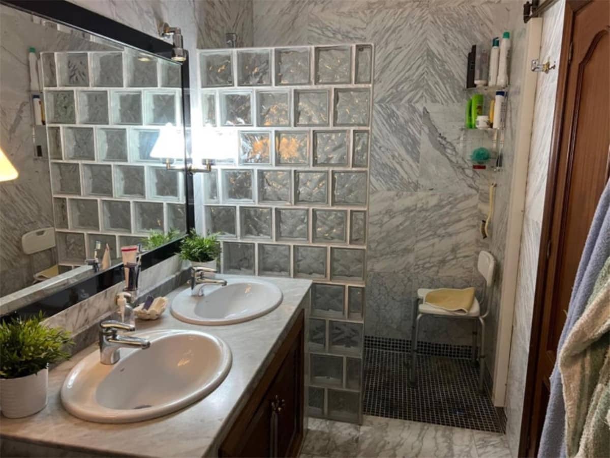 4 bedroom Semi-detached Villa for sale in Nueva Andalucia with pool garage - € 690,000 (Ref: 9480172)