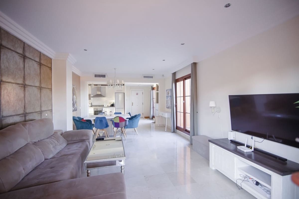 3 bedroom Penthouse for sale in Benahavis with pool garage - € 695,000 (Ref: 9480181)