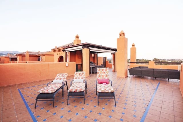 3 soverom Penthouse til salgs i Benahavís med svømmebasseng garasje - € 695 000 (Ref: 9480181)