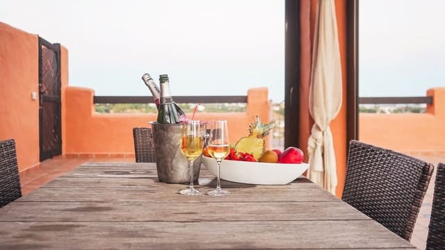 3 soverom Penthouse til salgs i Benahavís med svømmebasseng garasje - € 695 000 (Ref: 9480181)