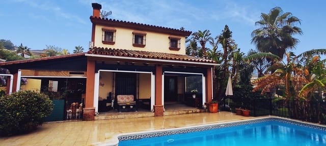 4 soveværelse Villa til salg i Alhaurín el Grande med swimmingpool garage - € 695.000 (Ref: 9480183)