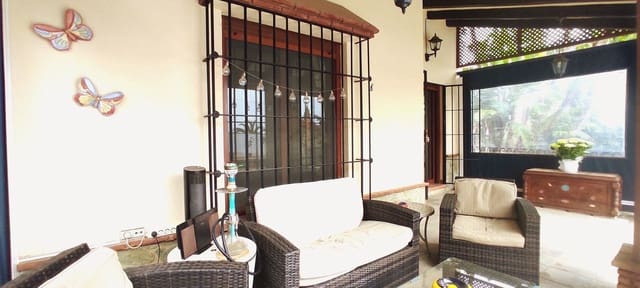 4 soveværelse Villa til salg i Alhaurín el Grande med swimmingpool garage - € 695.000 (Ref: 9480183)