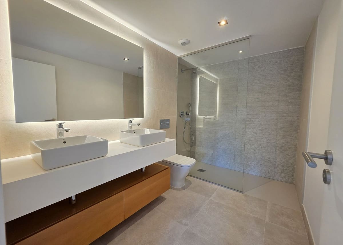 3 sovrum Semi-fristående Villa till salu i El Chaparral med pool - 695 000 € (Ref: 9480185)