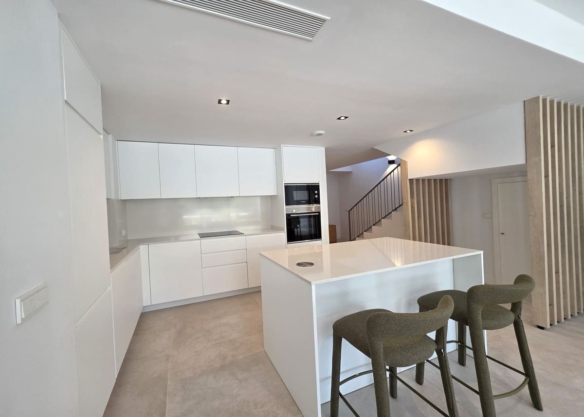 3 sovrum Semi-fristående Villa till salu i El Chaparral med pool - 695 000 € (Ref: 9480185)