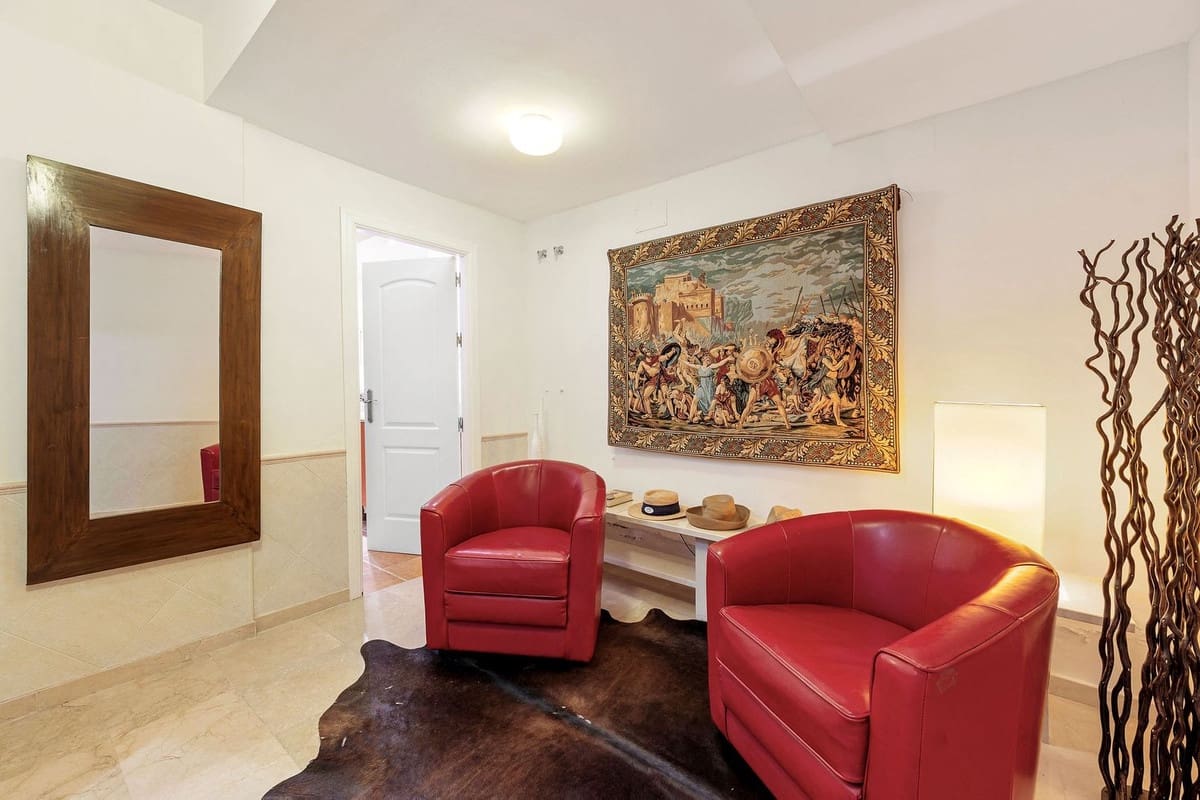 Casa de 3 habitaciones en Nueva Andalucia en venta con piscina garaje - 695.000 € (Ref: 9480186)