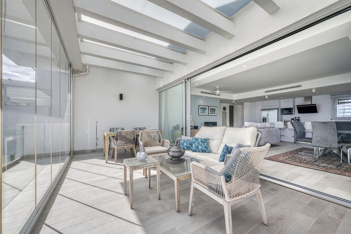 3 camera da letto Appartamento in vendita in Estepona con piscina - 699.000 € (Rif: 9480191)