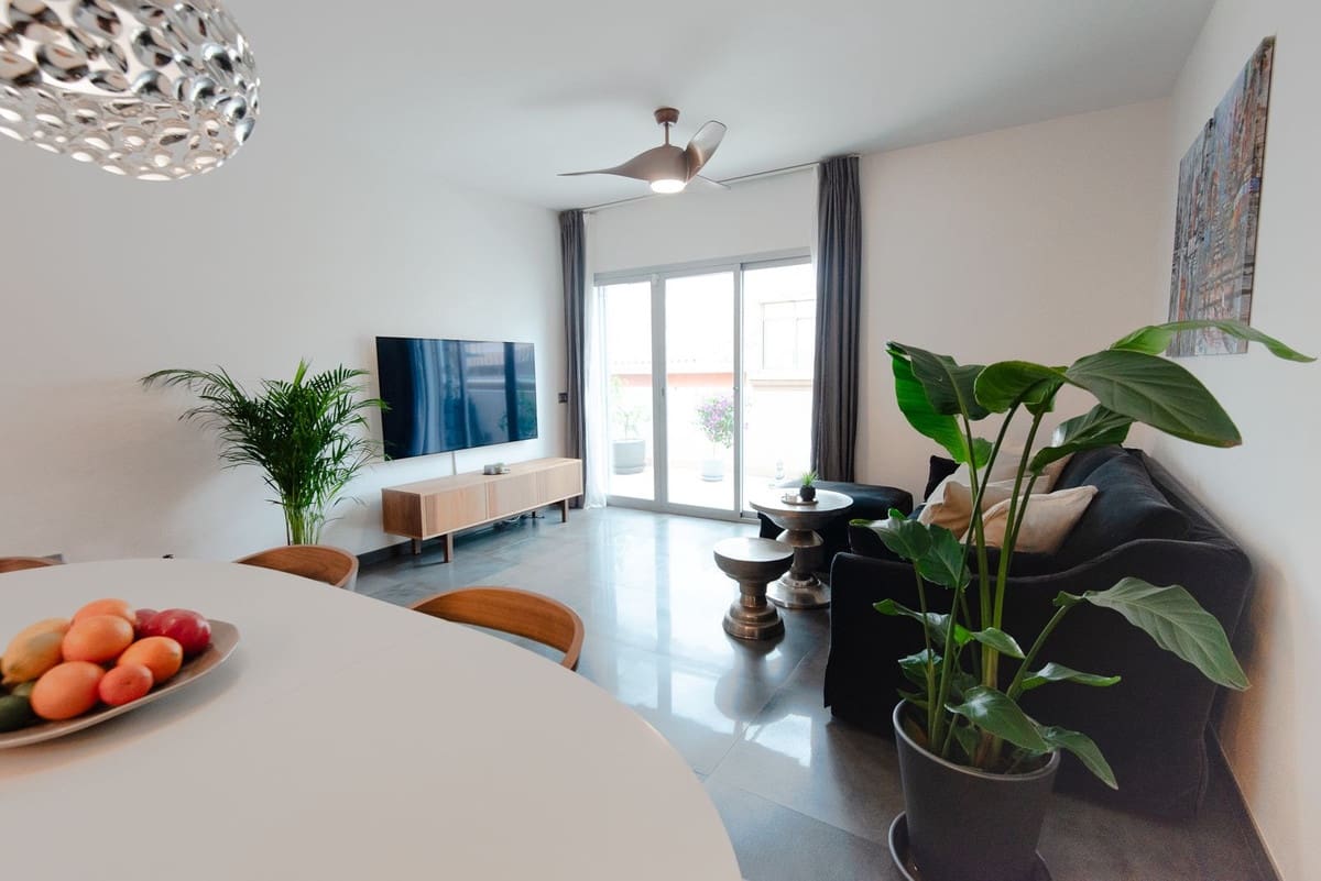 4 bedroom Penthouse for sale in Fuengirola with pool garage - € 699,000 (Ref: 9480192)