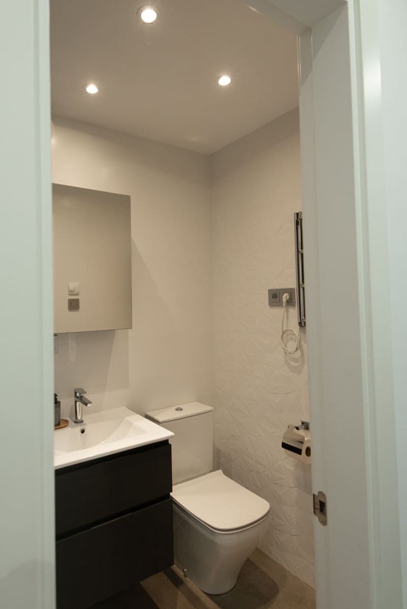 4 bedroom Penthouse for sale in Fuengirola with pool garage - € 699,000 (Ref: 9480192)