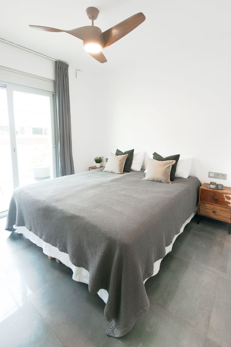 4 bedroom Penthouse for sale in Fuengirola with pool garage - € 699,000 (Ref: 9480192)