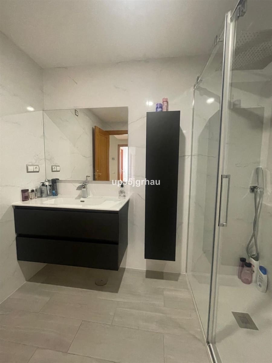 4 bedroom Penthouse for sale in New Golden Mile with pool garage - € 699,900 (Ref: 9480197)