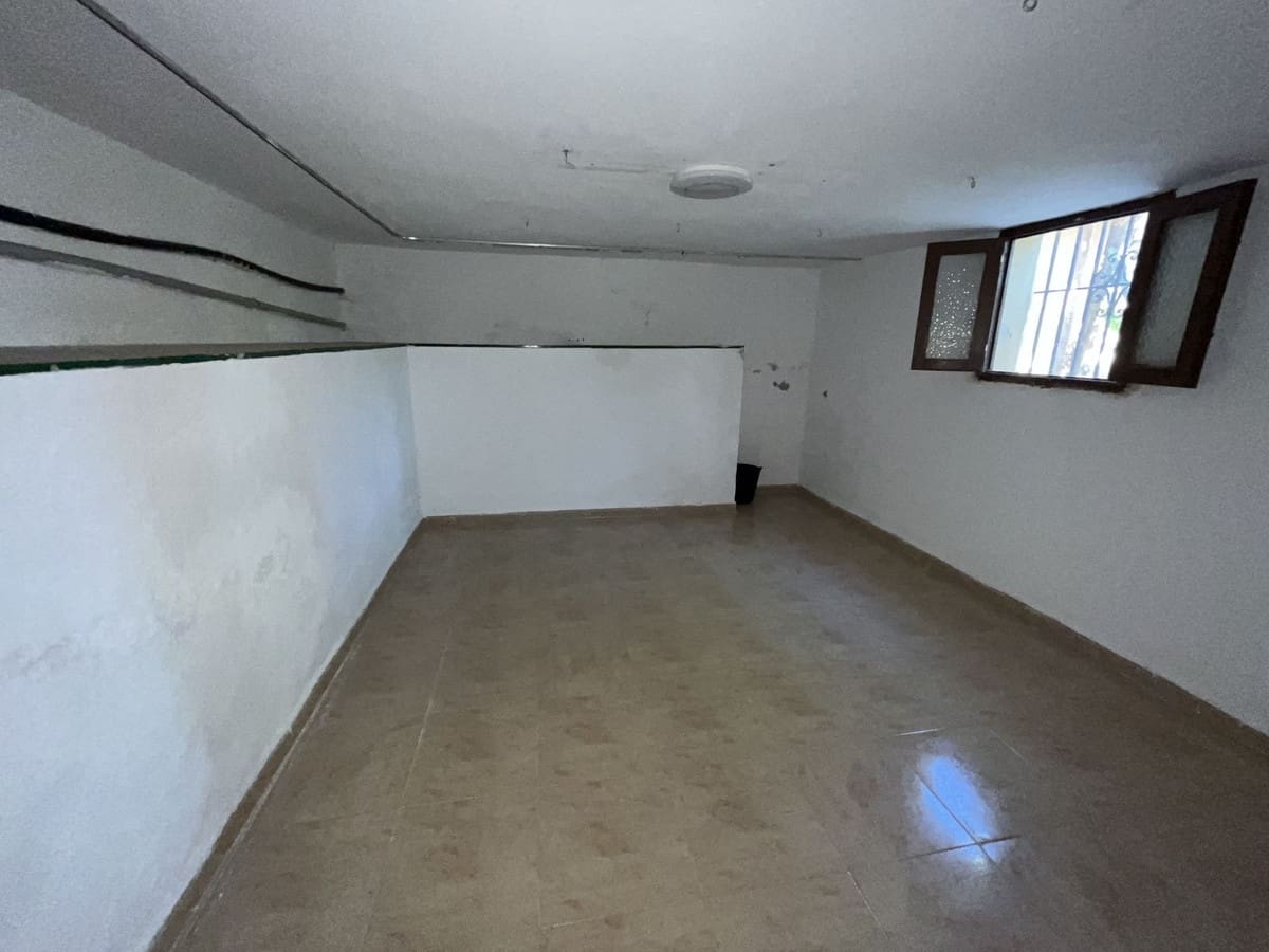 5 sypialnia Finka/Dom wiejski na sprzedaż w Estepona z basenem garażem - 700 000 € (Ref: 9480199)