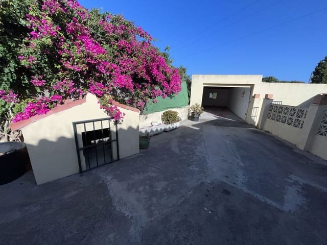 5 sypialnia Finka/Dom wiejski na sprzedaż w Centro, Estepona z basenem garażem - 700 000 € (Ref: 9480199)