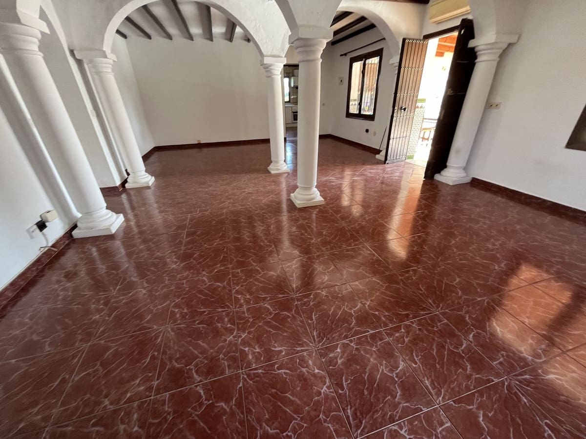 5 sypialnia Finka/Dom wiejski na sprzedaż w Estepona z basenem garażem - 700 000 € (Ref: 9480199)