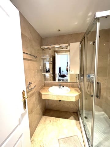 3 soverom Leilighet til salgs i Puerto Banus, Marbella med svømmebasseng - € 710 000 (Ref: 9480200)