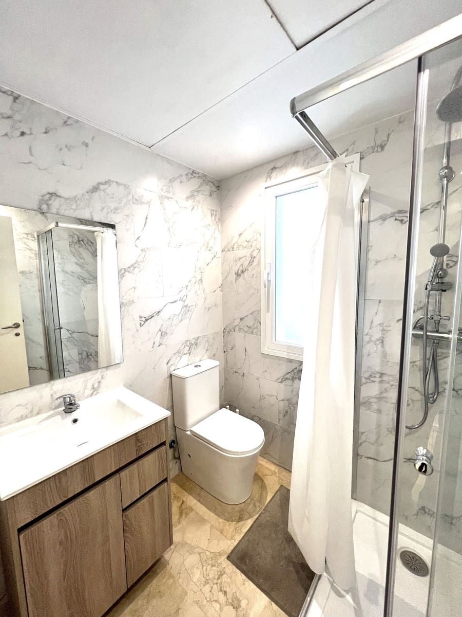 3 bedroom Apartment for sale in Puerto Banus with pool - € 710,000 (Ref: 9480200)