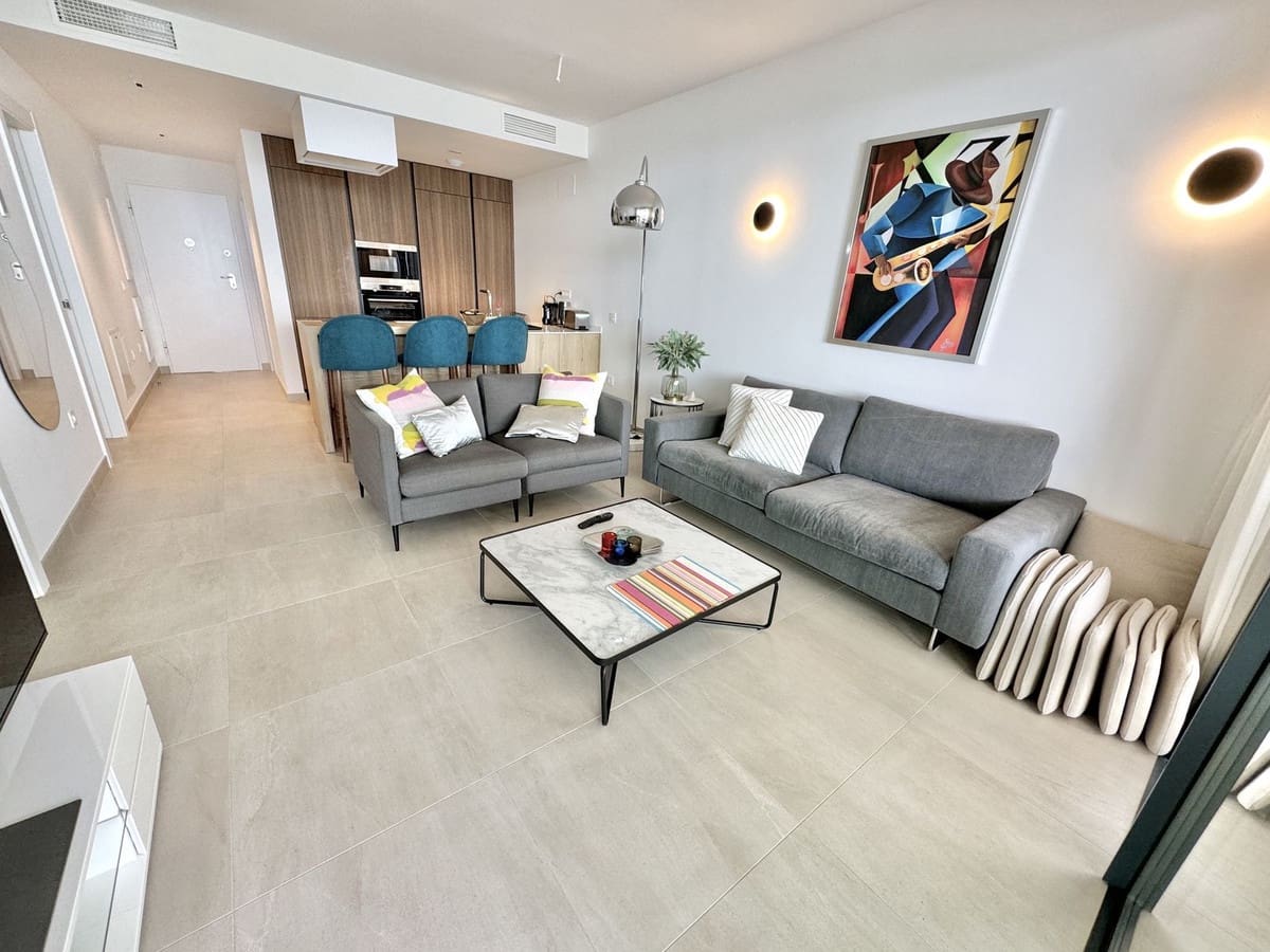 2 bedroom Apartment for sale in Benalmadena Costa with pool - € 719,000 (Ref: 9480203)