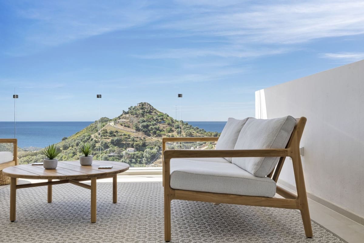 2 Zimmer Apartment zu verkaufen in Marbella mit Pool - 720.000 € (Ref: 9480205)