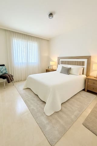 Apartamento de 4 habitaciones en La Quinta, Benahavís en venta con piscina - 720.000 € (Ref: 9480209)