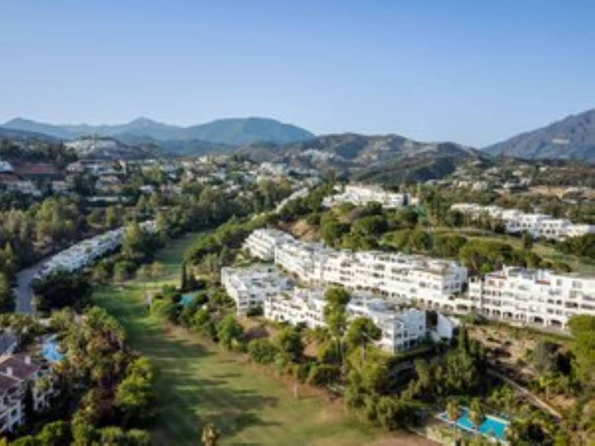 Apartamento de 4 habitaciones en La Quinta en venta con piscina - 720.000 € (Ref: 9480209)