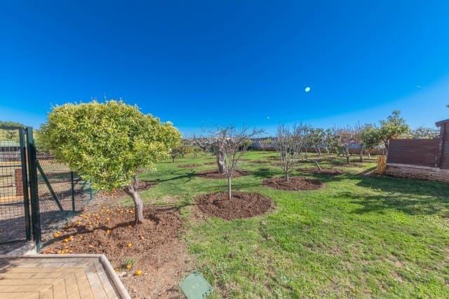 3 soveværelse Villa til salg i El Padrón, Estepona med swimmingpool garage - € 720.000 (Ref: 9480210)