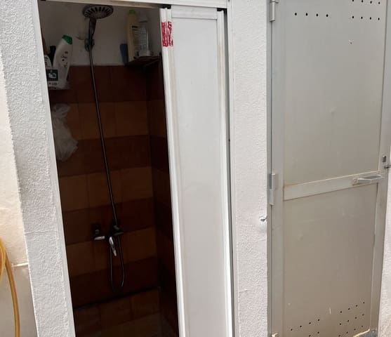 5 bedroom Villa for sale in El Velerín, Estepona with pool - € 725,000 (Ref: 9480216)