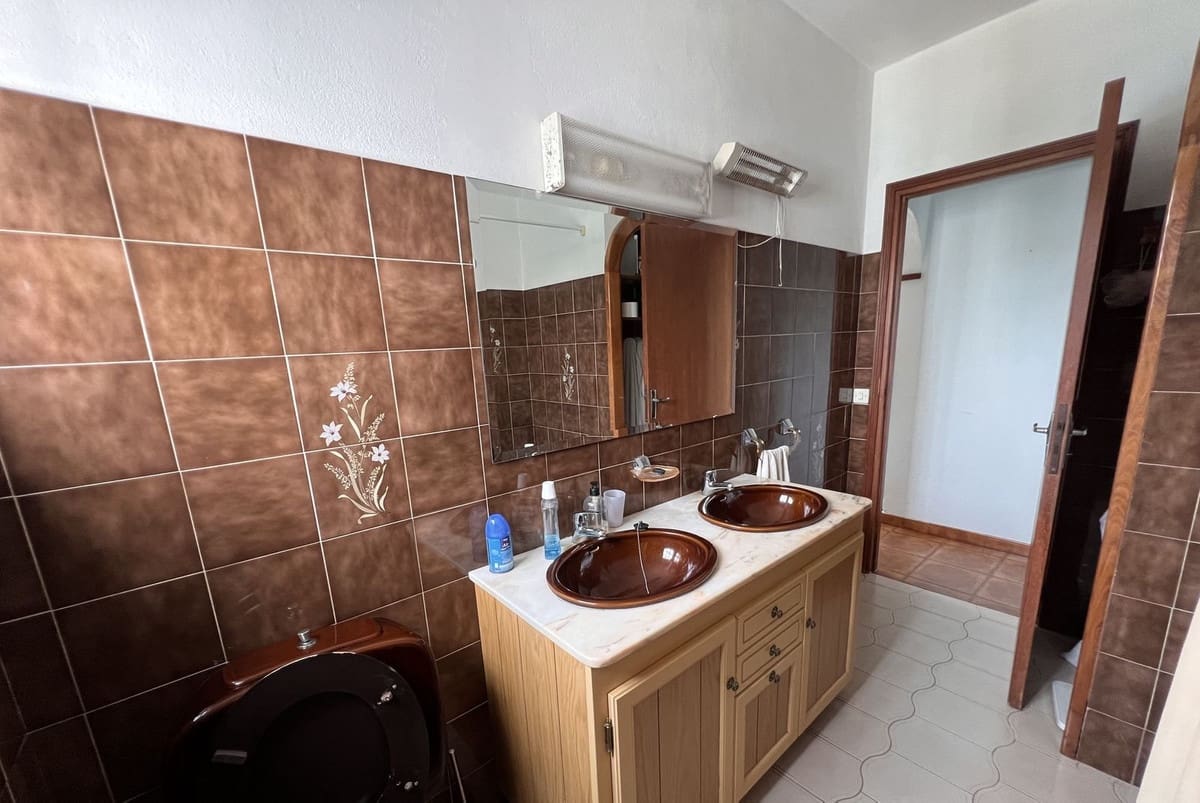 5 bedroom Villa for sale in El Velerin with pool - € 725,000 (Ref: 9480216)