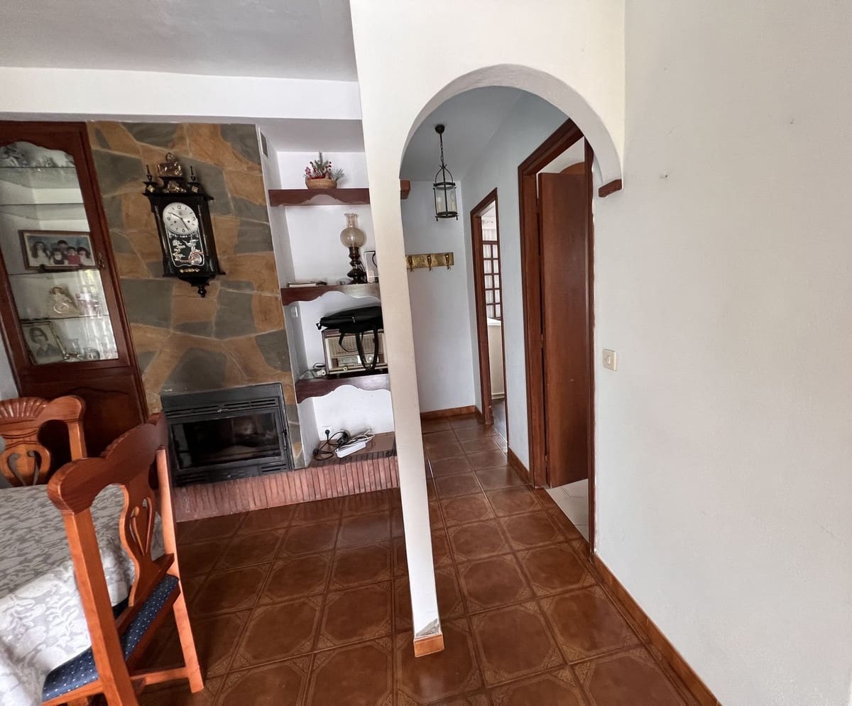 5 bedroom Villa for sale in El Velerin with pool - € 725,000 (Ref: 9480216)