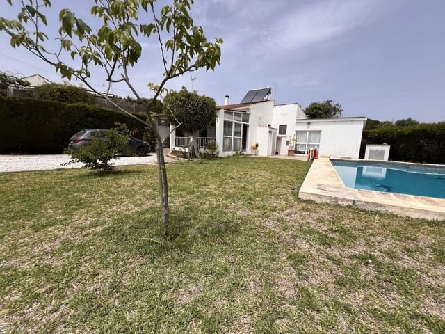 5 Zimmer Villa zu verkaufen in El Velerín, Estepona mit Pool - 725.000 € (Ref: 9480216)
