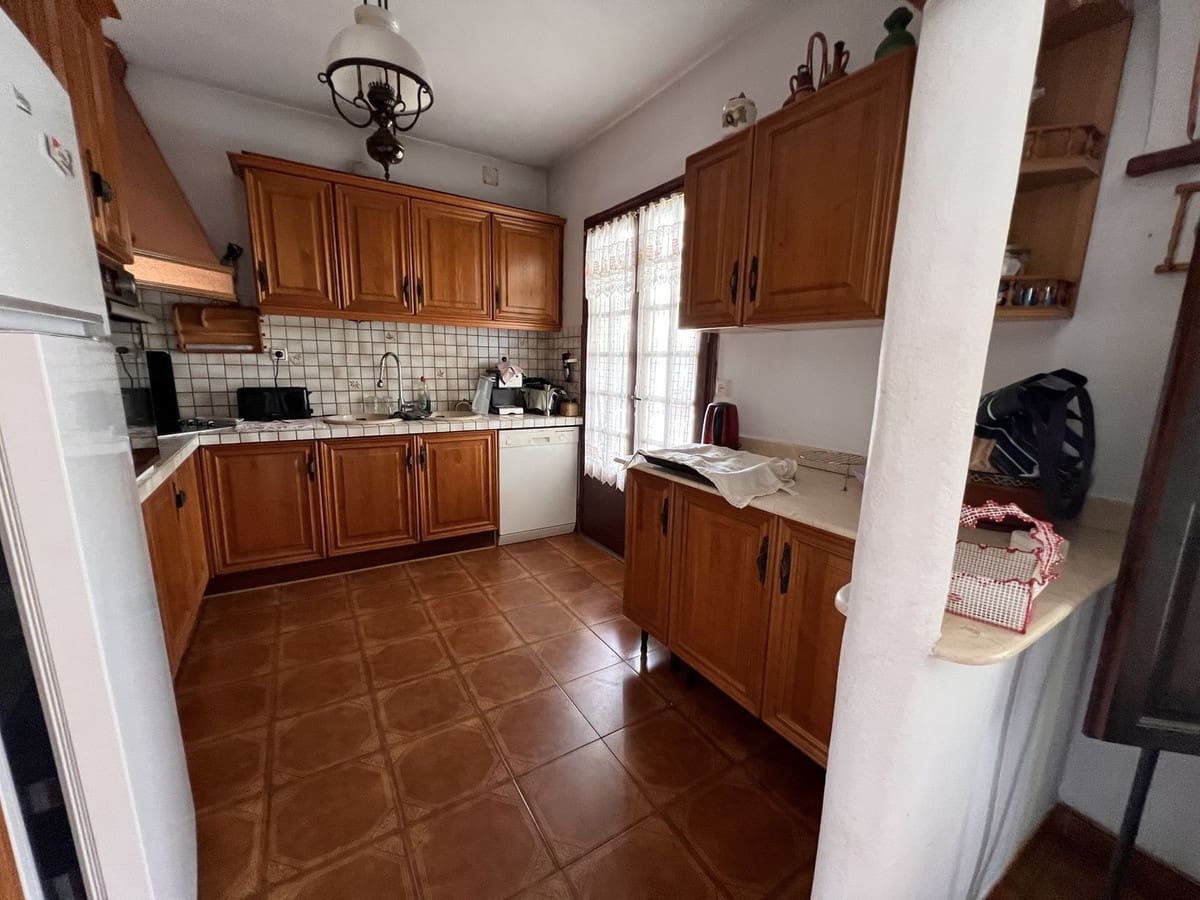 5 bedroom Villa for sale in El Velerin with pool - € 725,000 (Ref: 9480216)