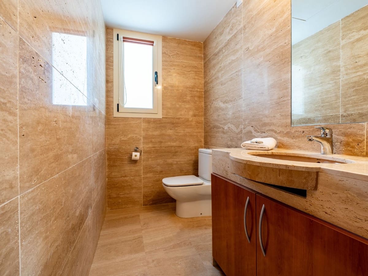 4 makuuhuone Kattohuoneisto myytävänä paikassa Alhaurin de la Torre mukana uima-altaan 
autotalli - 729 000 € (Ref: 9480218)