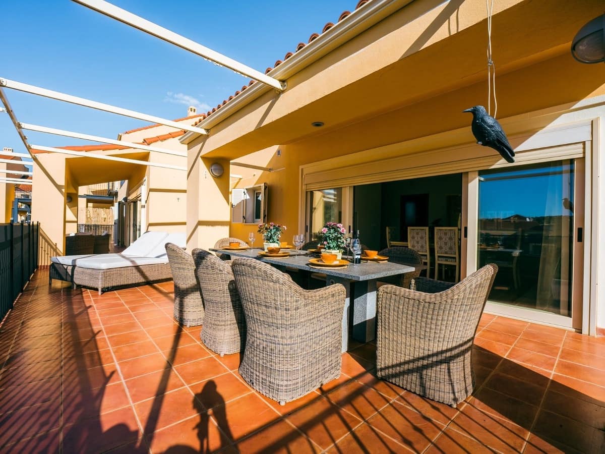 4 makuuhuone Kattohuoneisto myytävänä paikassa Alhaurin de la Torre mukana uima-altaan 
autotalli - 729 000 € (Ref: 9480218)