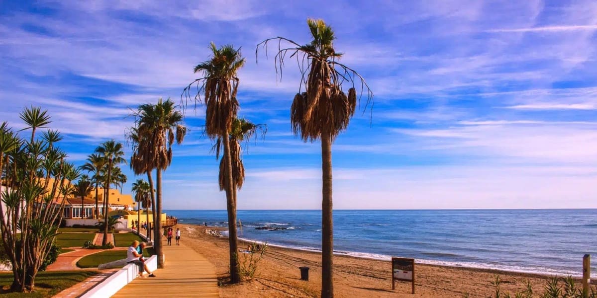 3 bedroom Semi-detached Villa for sale in Riviera del Sol with pool - € 735,000 (Ref: 9480224)