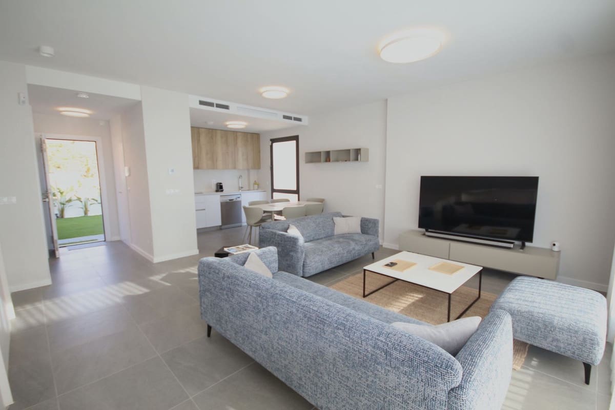 3 Zimmer Doppelhaus zu verkaufen in Riviera del Sol mit Pool - 735.000 € (Ref: 9480224)