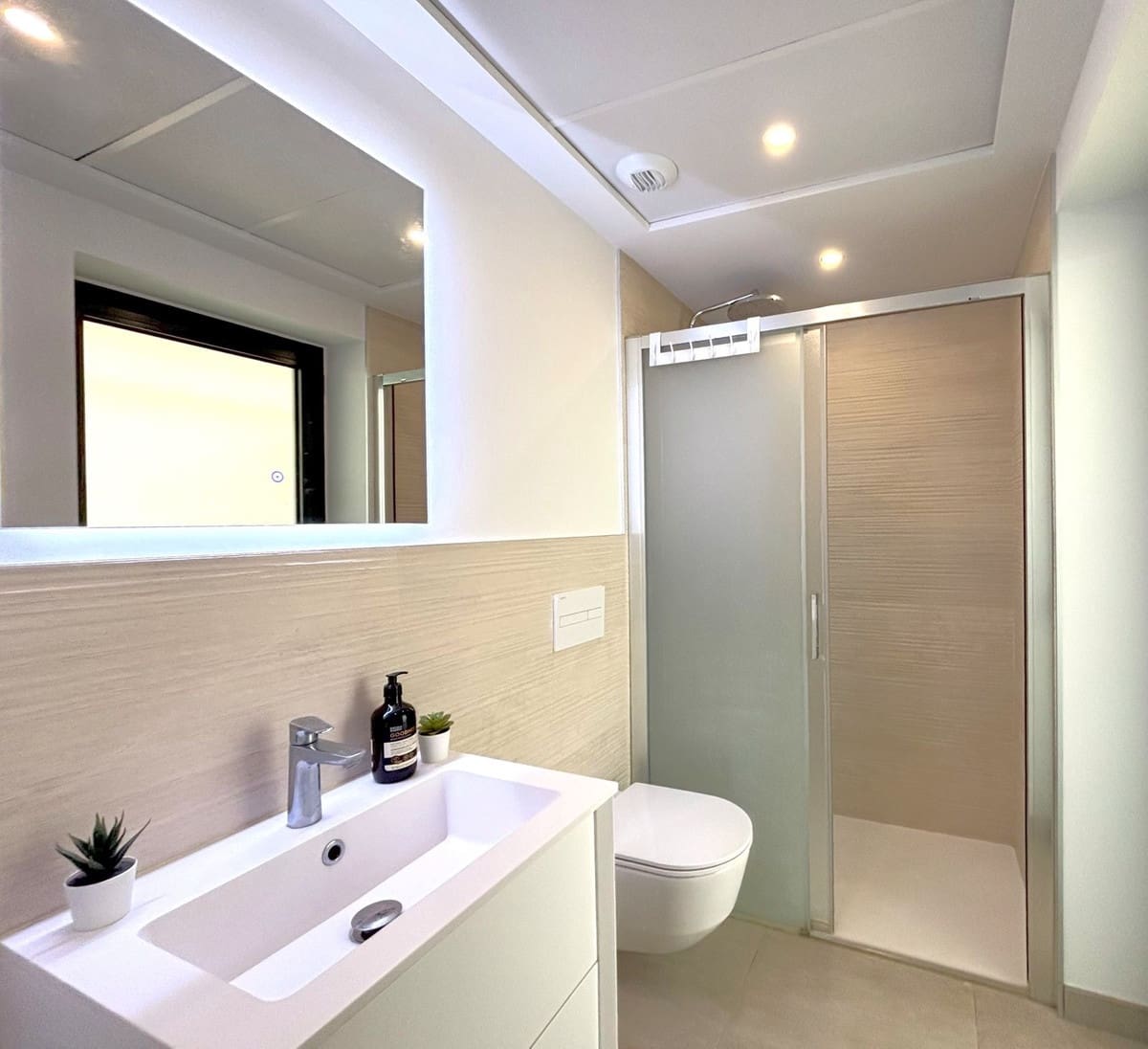 2 slaapkamer Appartement te koop in Fuengirola met zwembad - € 736.000 (Ref: 9480226)