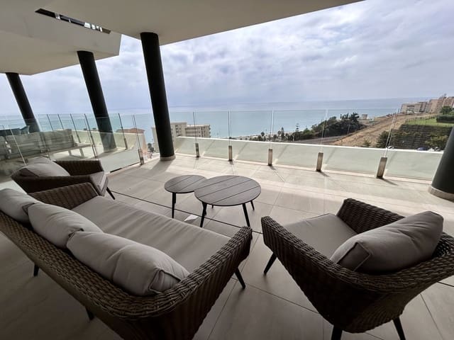 2 slaapkamer Appartement te koop in Centro ciudad, Fuengirola met zwembad - € 739.000 (Ref: 9480227)