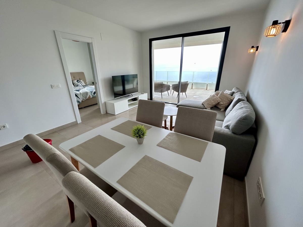 2 slaapkamer Appartement te koop in Fuengirola met zwembad - € 739.000 (Ref: 9480227)