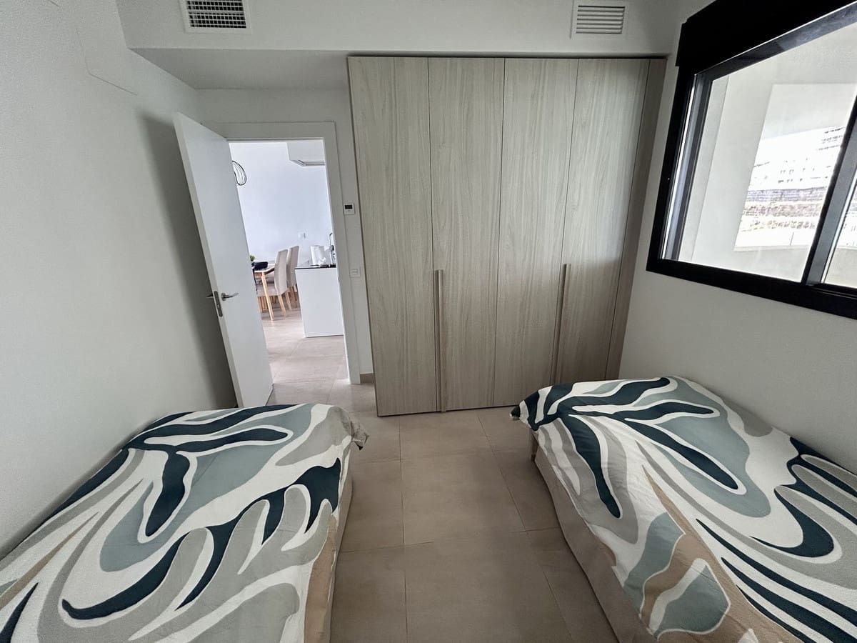 2 slaapkamer Appartement te koop in Fuengirola met zwembad - € 739.000 (Ref: 9480227)