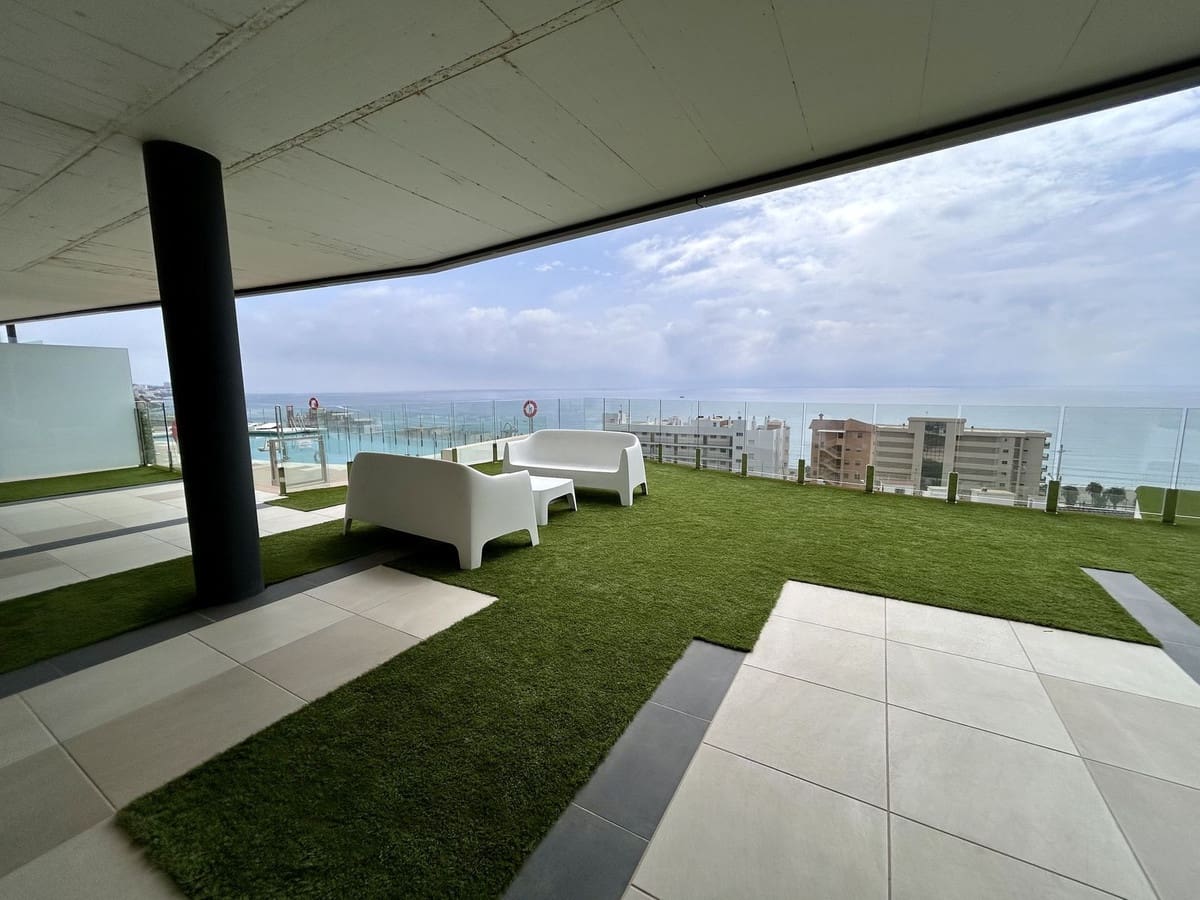 2 slaapkamer Appartement te koop in Fuengirola met zwembad - € 739.000 (Ref: 9480227)