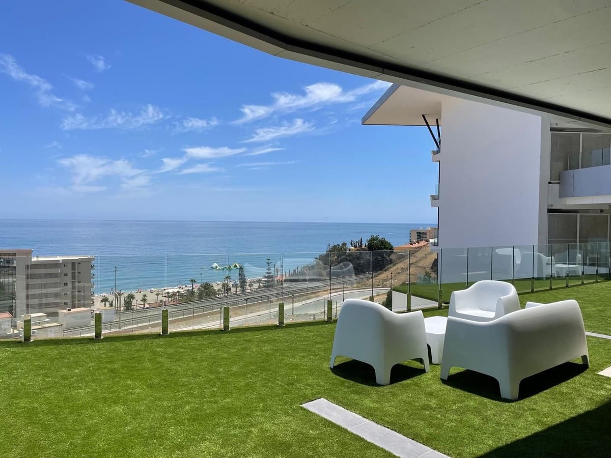 2 slaapkamer Appartement te koop in Fuengirola met zwembad - € 739.000 (Ref: 9480227)