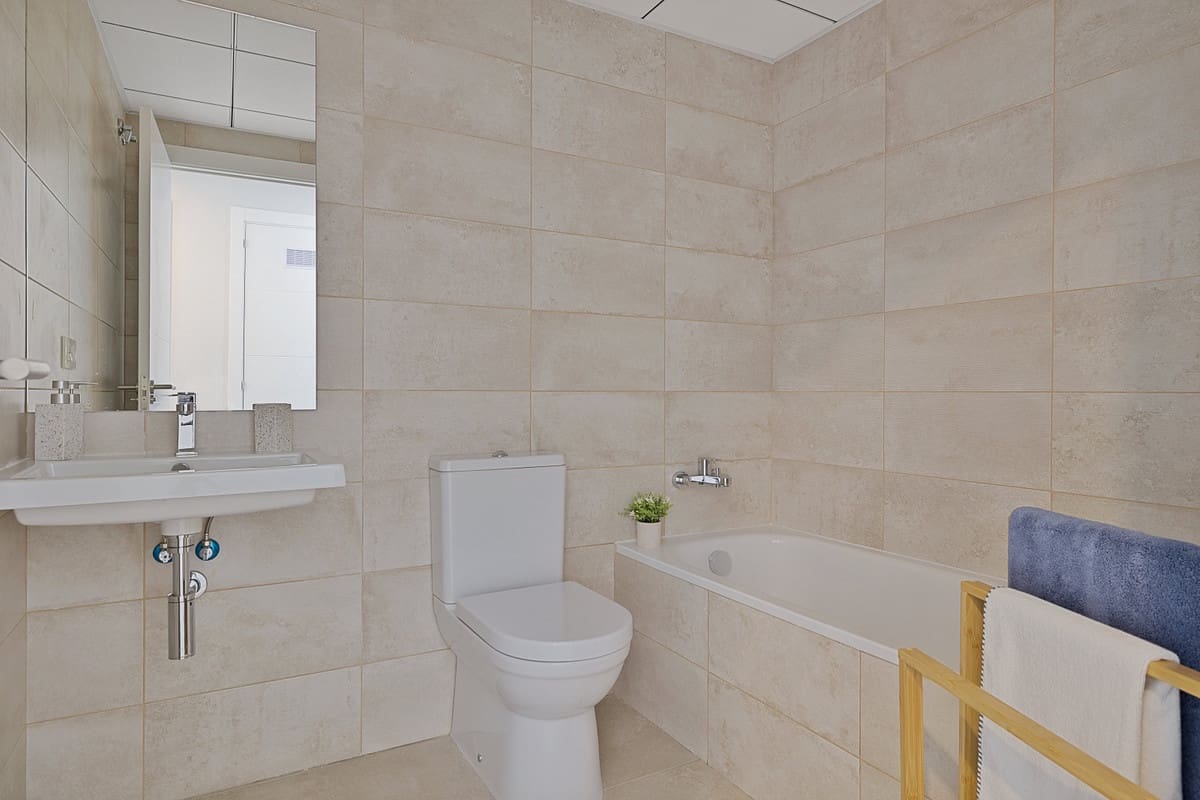 Ático de 4 habitaciones en Mijas Costa en venta con piscina garaje - 742.600 € (Ref: 9480231)