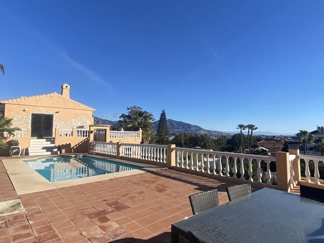 6 Zimmer Villa zu verkaufen in Riviera del Sol, Mijas mit Pool Garage - 695.000 € (Ref: 9480235)