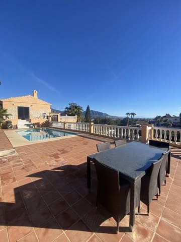 6 Zimmer Villa zu verkaufen in Riviera del Sol, Mijas mit Pool Garage - 695.000 € (Ref: 9480235)