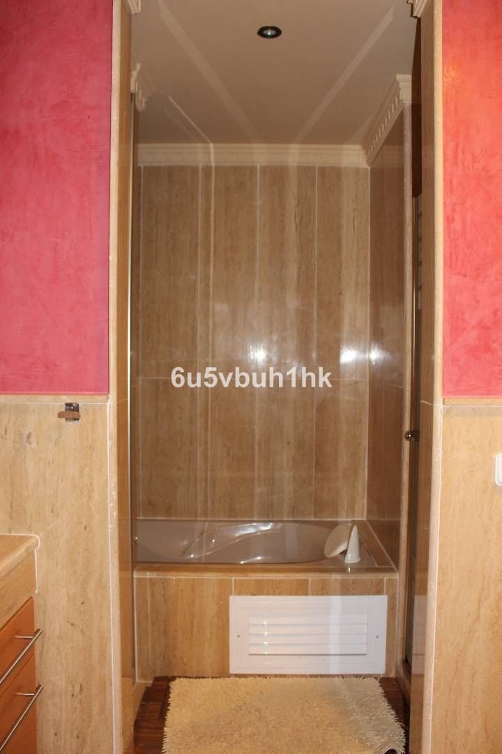 3 makuuhuone Huoneisto myytävänä paikassa Manilva mukana uima-altaan - 749 000 € (Ref: 9480237)